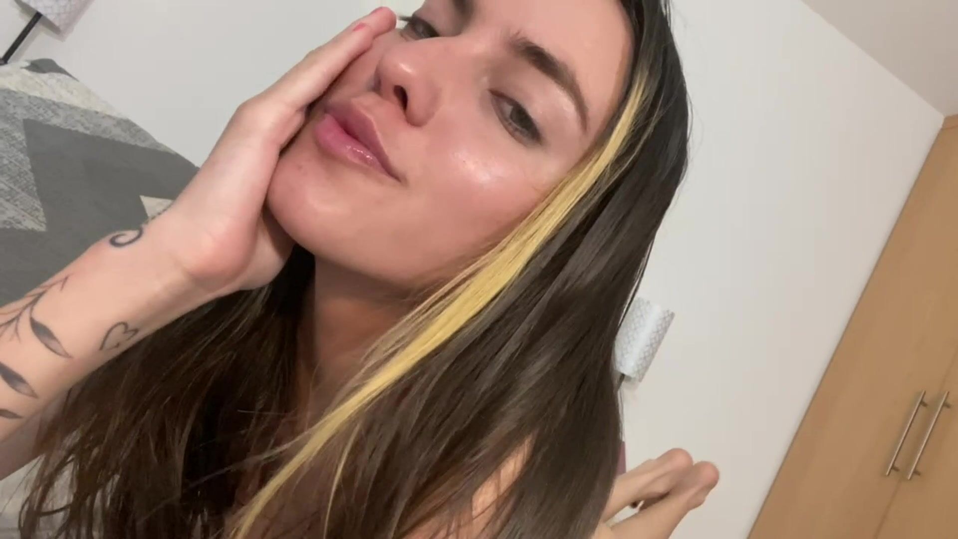 Come spank me