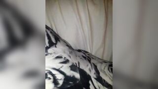 Just a vid of me needily moaning ????